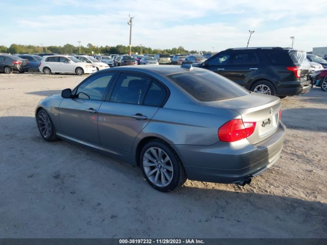 Photo 2 VIN: WBAPH7G51BNM56853 - BMW 328I 