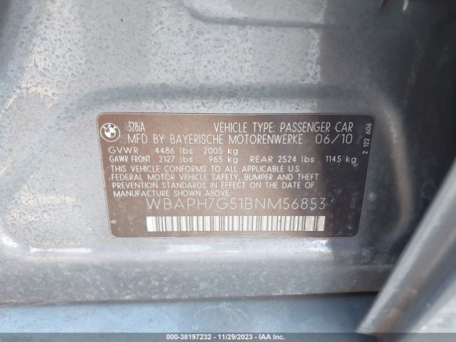 Photo 8 VIN: WBAPH7G51BNM56853 - BMW 328I 