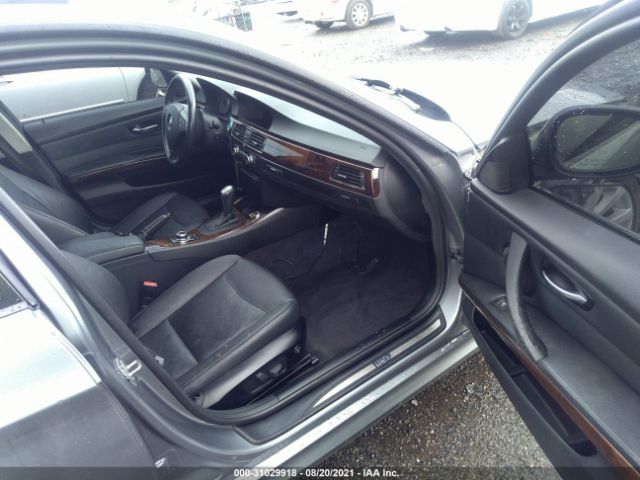 Photo 4 VIN: WBAPH7G51BNN05937 - BMW 3 