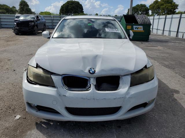 Photo 4 VIN: WBAPH7G52ANM49490 - BMW 328 I 