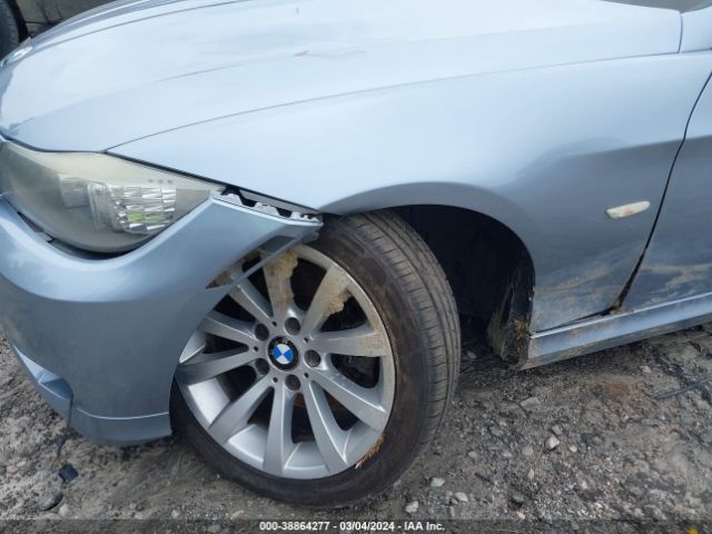 Photo 5 VIN: WBAPH7G52BNM55131 - BMW 328I 