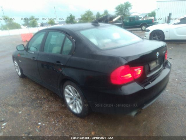 Photo 2 VIN: WBAPH7G52BNM55226 - BMW 3 