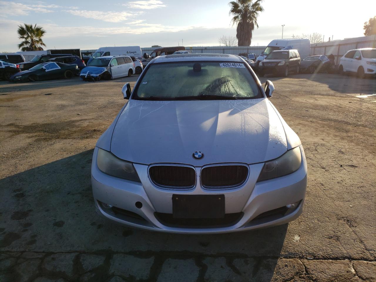 Photo 4 VIN: WBAPH7G52BNN03081 - BMW 3ER 