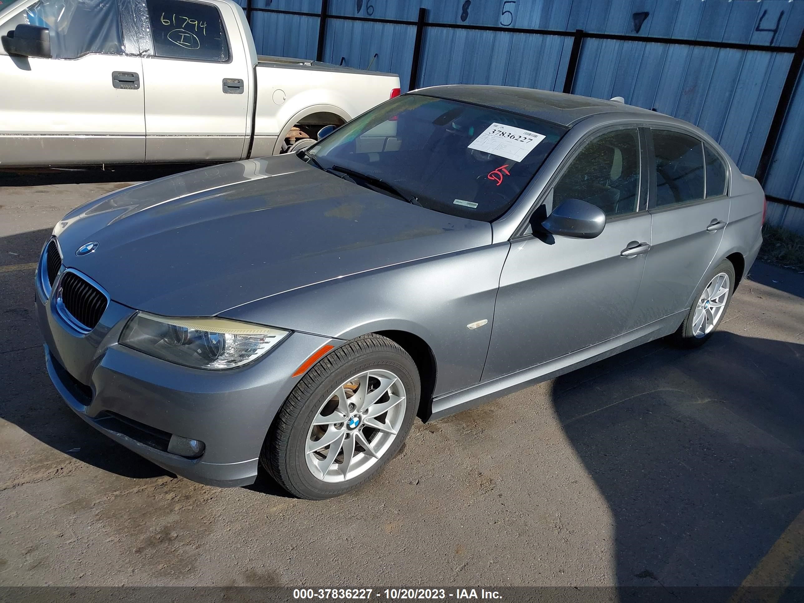 Photo 1 VIN: WBAPH7G53ANM49255 - BMW 3ER 