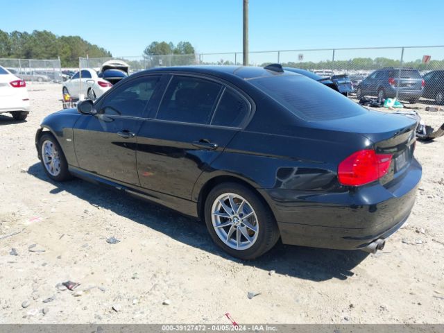 Photo 2 VIN: WBAPH7G53ANM49420 - BMW 328I 