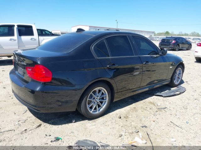 Photo 3 VIN: WBAPH7G53ANM49420 - BMW 328I 