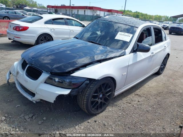 Photo 1 VIN: WBAPH7G53ANM49790 - BMW 328I 