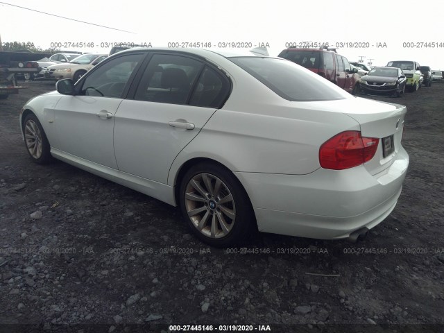 Photo 2 VIN: WBAPH7G53BNM57826 - BMW 3 