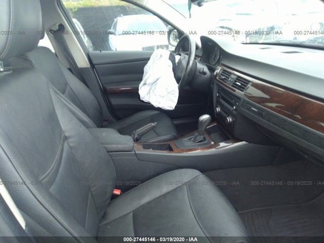 Photo 4 VIN: WBAPH7G53BNM57826 - BMW 3 