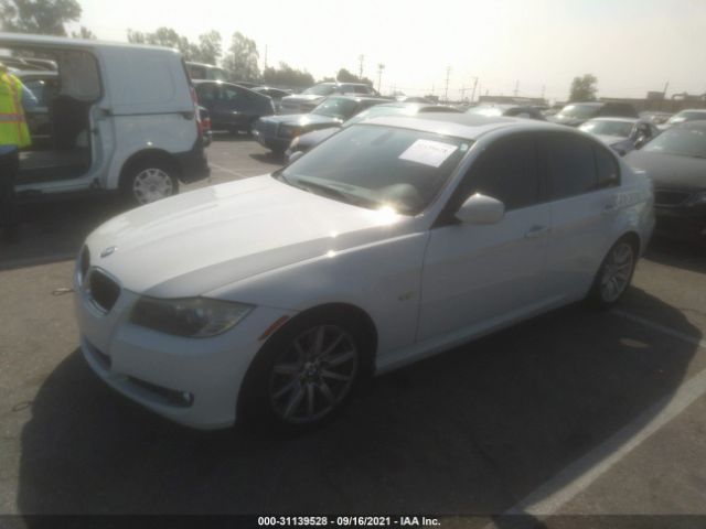 Photo 1 VIN: WBAPH7G53BNN02456 - BMW 3 