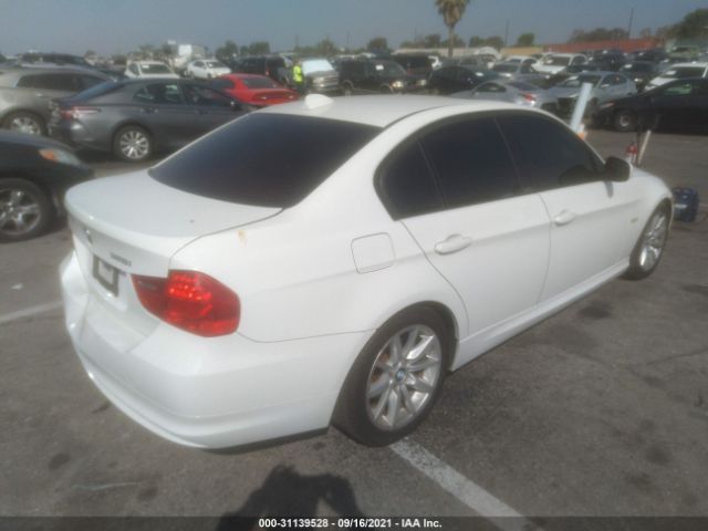 Photo 3 VIN: WBAPH7G53BNN02456 - BMW 3 