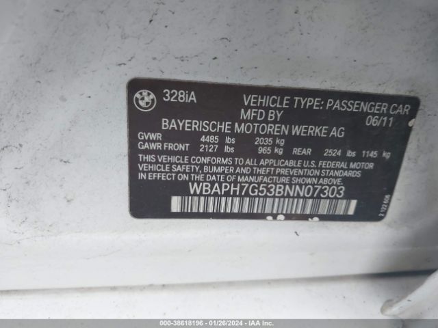 Photo 8 VIN: WBAPH7G53BNN07303 - BMW 328I 