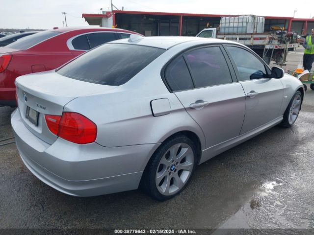 Photo 3 VIN: WBAPH7G54ANM51287 - BMW 328I 