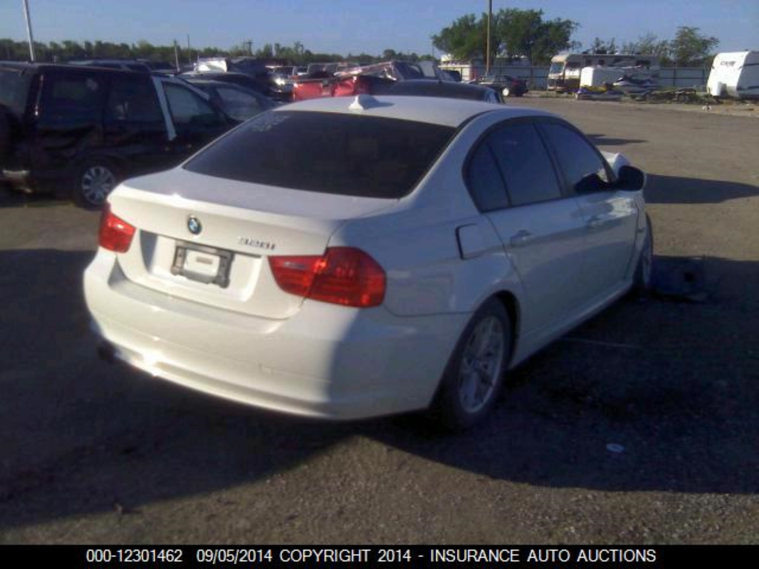 Photo 3 VIN: WBAPH7G54ANM53458 - BMW 3ER 