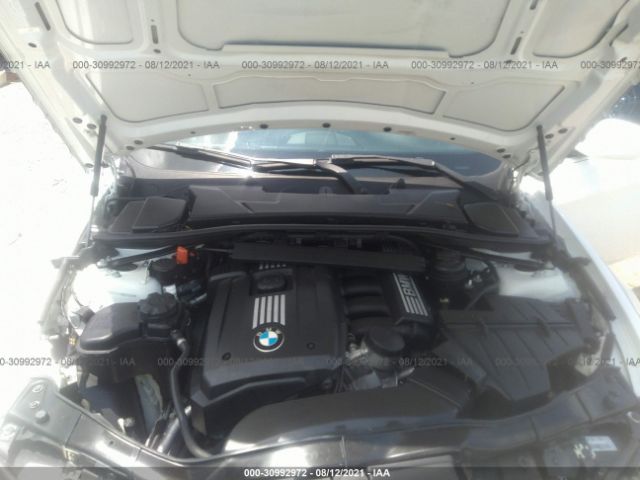 Photo 9 VIN: WBAPH7G54BNN07634 - BMW 3 