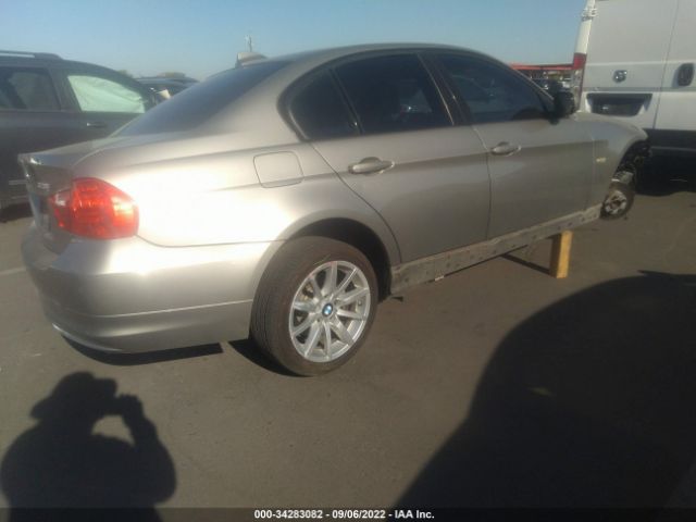 Photo 3 VIN: WBAPH7G55ANM54330 - BMW 3 SERIES 