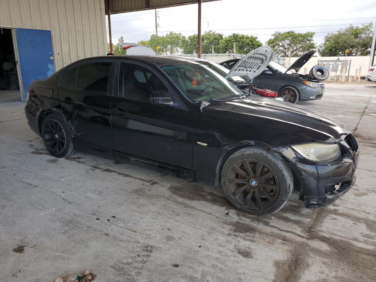 Photo 3 VIN: WBAPH7G55BNM55348 - BMW 3ER 