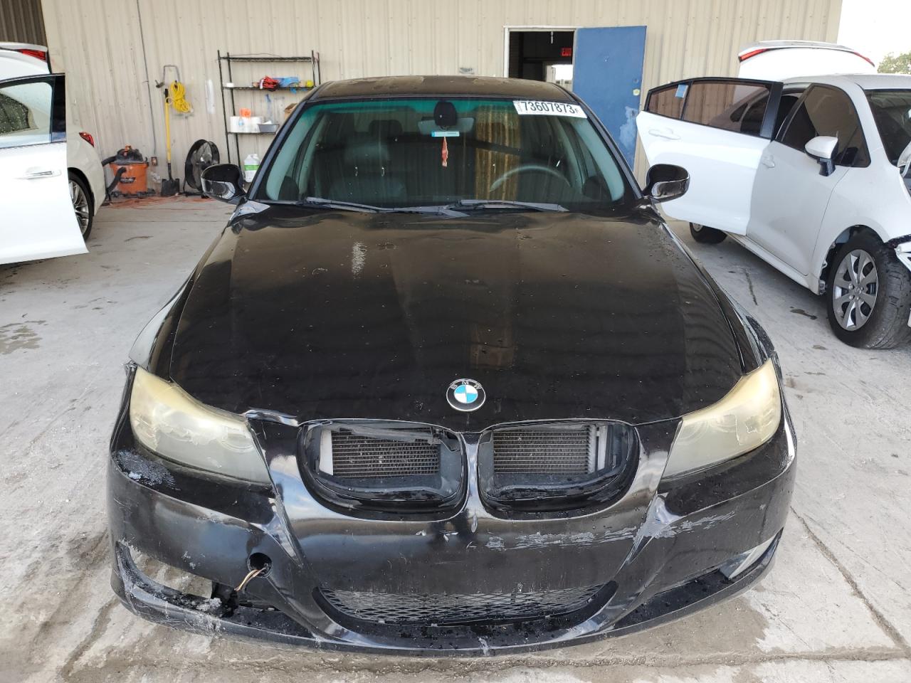 Photo 4 VIN: WBAPH7G55BNM55348 - BMW 3ER 