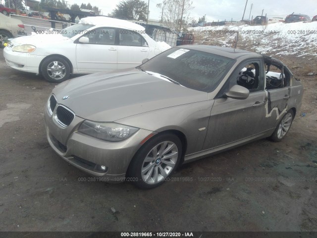 Photo 1 VIN: WBAPH7G55BNN04645 - BMW 3 