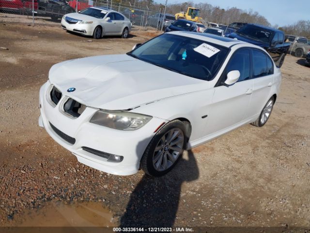 Photo 1 VIN: WBAPH7G55BNN05102 - BMW 328I 