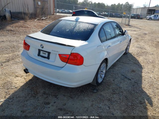 Photo 3 VIN: WBAPH7G55BNN05102 - BMW 328I 