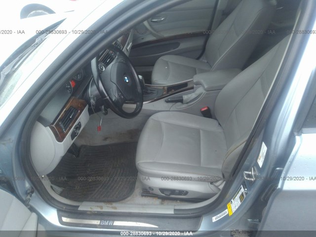 Photo 4 VIN: WBAPH7G55BNN05388 - BMW 3 