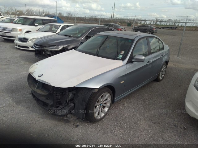 Photo 1 VIN: WBAPH7G55BNN05603 - BMW 3 