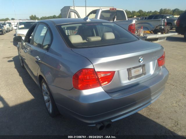 Photo 2 VIN: WBAPH7G55BNN05892 - BMW 3 