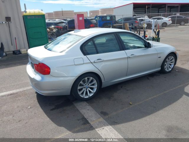 Photo 3 VIN: WBAPH7G56BNM57531 - BMW 328I 