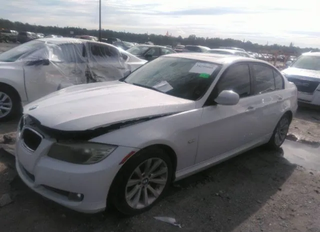 Photo 1 VIN: WBAPH7G56BNN05173 - BMW 3 SERIES 