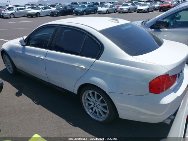 Photo 2 VIN: WBAPH7G57ANM48822 - BMW 328I 