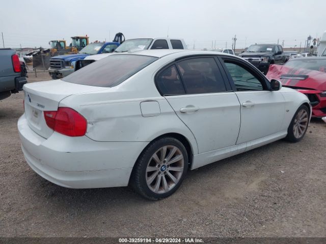 Photo 3 VIN: WBAPH7G57BNM59904 - BMW 328 