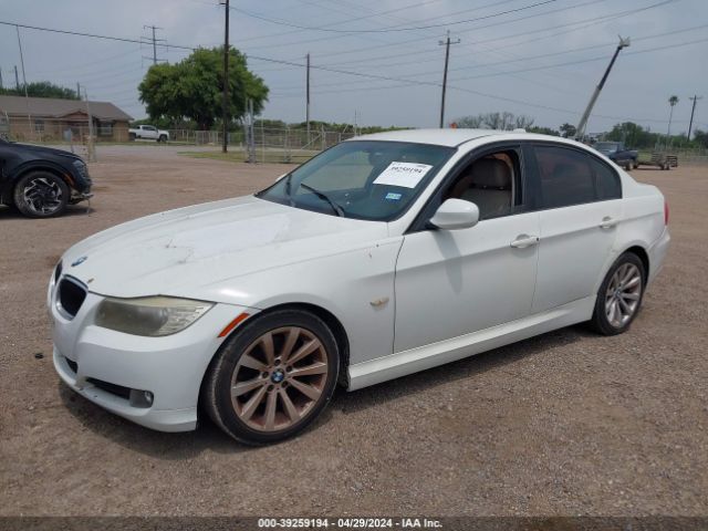 Photo 5 VIN: WBAPH7G57BNM59904 - BMW 328 