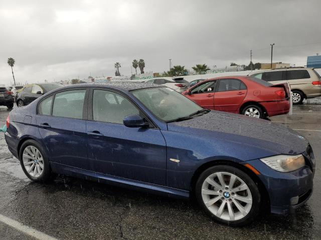 Photo 3 VIN: WBAPH7G57BNN05005 - BMW 3 SERIES 