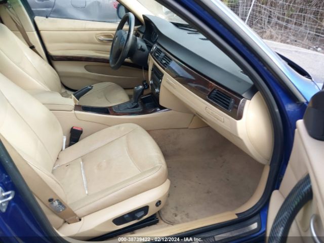 Photo 4 VIN: WBAPH7G58BNN04283 - BMW 328I 