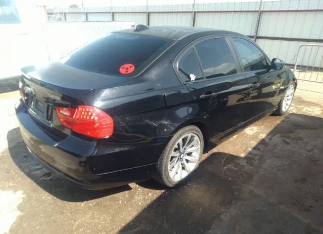 Photo 3 VIN: WBAPH7G58BNN05966 - BMW 3 SERIES 