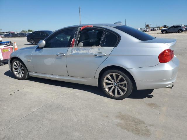 Photo 1 VIN: WBAPH7G59BNM57457 - BMW 328 I 