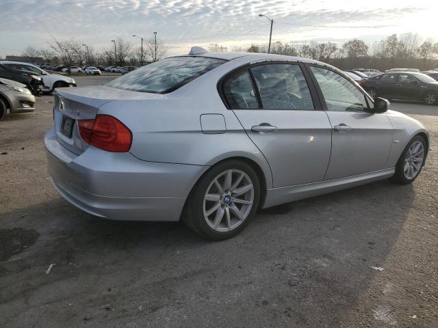 Photo 2 VIN: WBAPH7G5XANM48135 - BMW 3 SERIES 