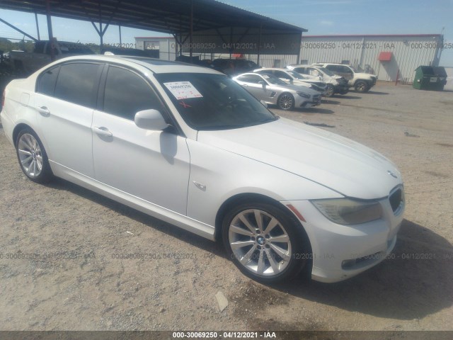 Photo 0 VIN: WBAPH7G5XBNM57015 - BMW 3 