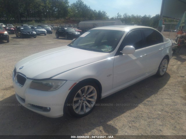 Photo 1 VIN: WBAPH7G5XBNM57015 - BMW 3 