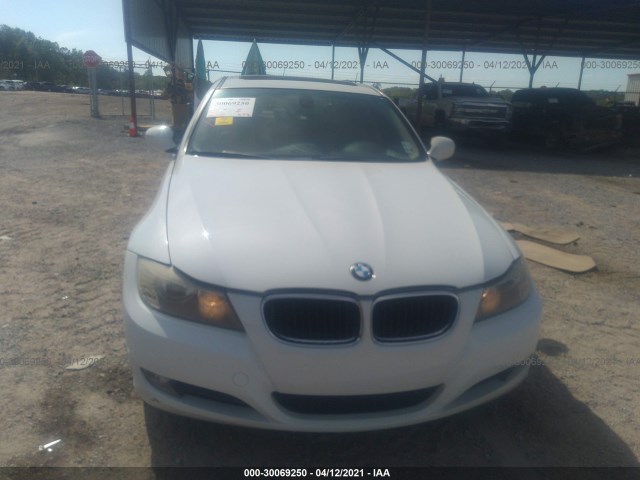 Photo 5 VIN: WBAPH7G5XBNM57015 - BMW 3 