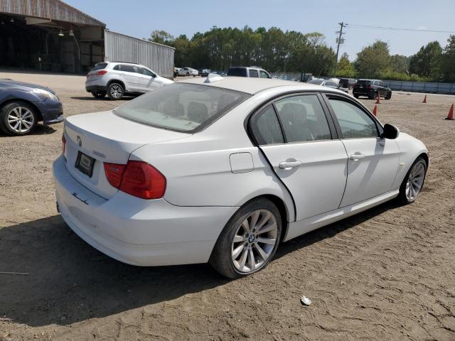 Photo 2 VIN: WBAPH7G5XBNM58925 - BMW 328 I 