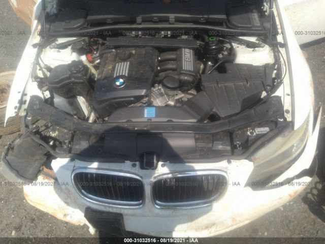 Photo 9 VIN: WBAPH7G5XBNN03586 - BMW 3 