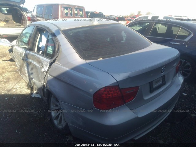 Photo 2 VIN: WBAPH7G5XBNN04950 - BMW 3 