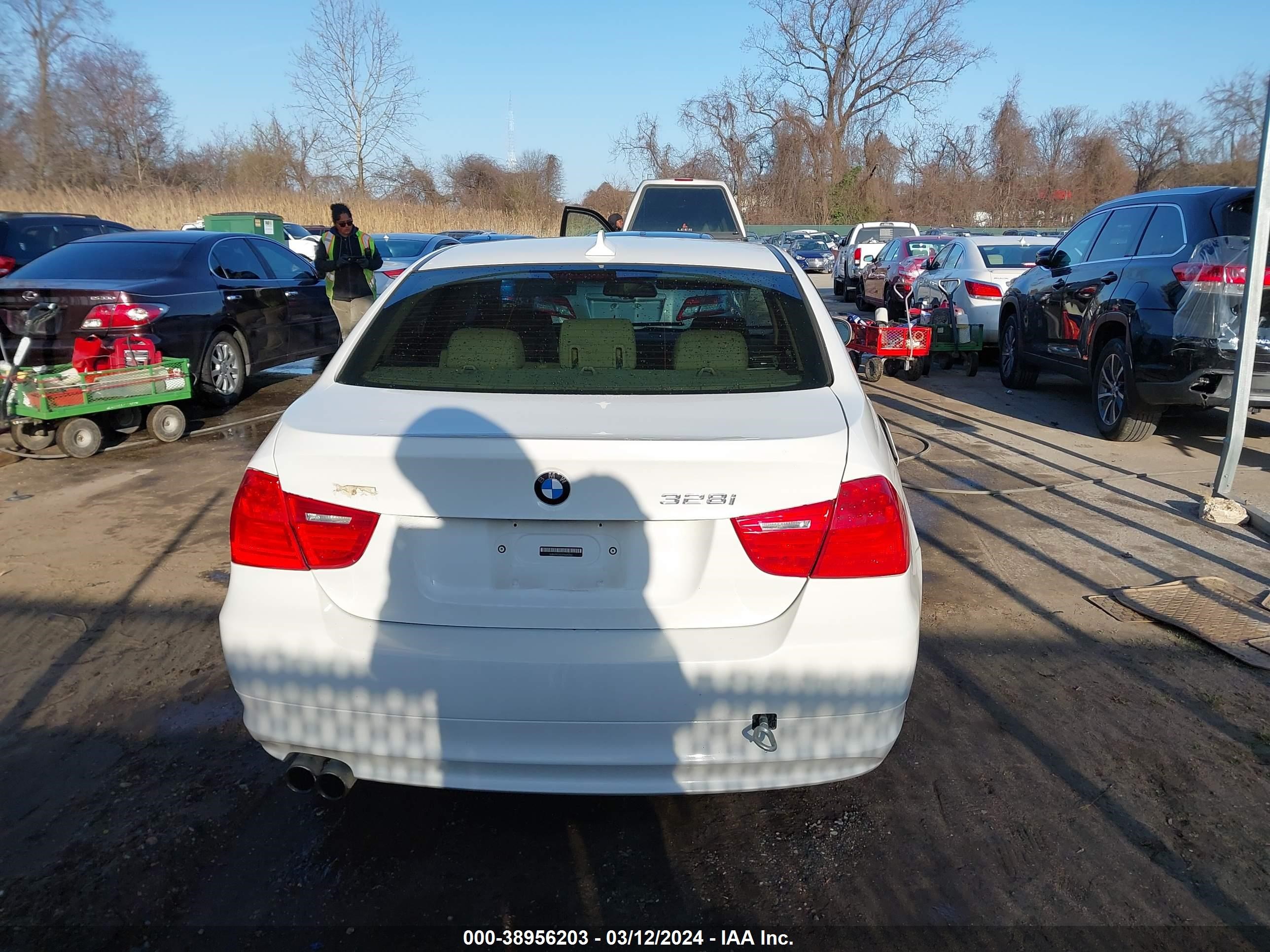 Photo 15 VIN: WBAPK53559A643140 - BMW 3ER 