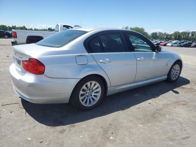 Photo 2 VIN: WBAPK53579A513330 - BMW 3 SERIES 