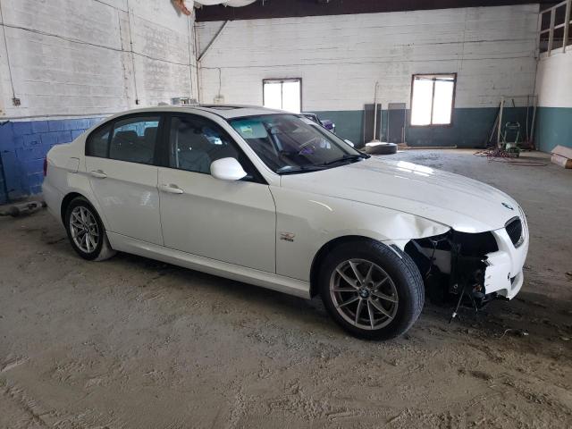 Photo 3 VIN: WBAPK5C50AA649366 - BMW 3 SERIES 