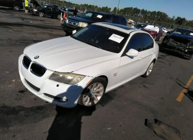 Photo 1 VIN: WBAPK5C50BA653810 - BMW 3 SERIES 