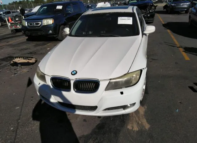 Photo 5 VIN: WBAPK5C50BA653810 - BMW 3 SERIES 