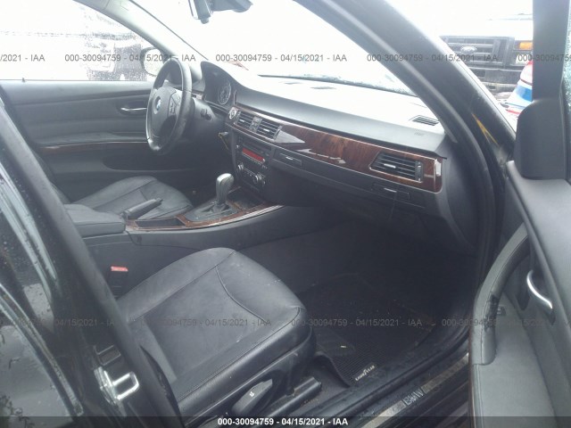 Photo 4 VIN: WBAPK5C50BA656271 - BMW 3 